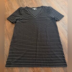 LOFT Black and White Vneck tshirt dress